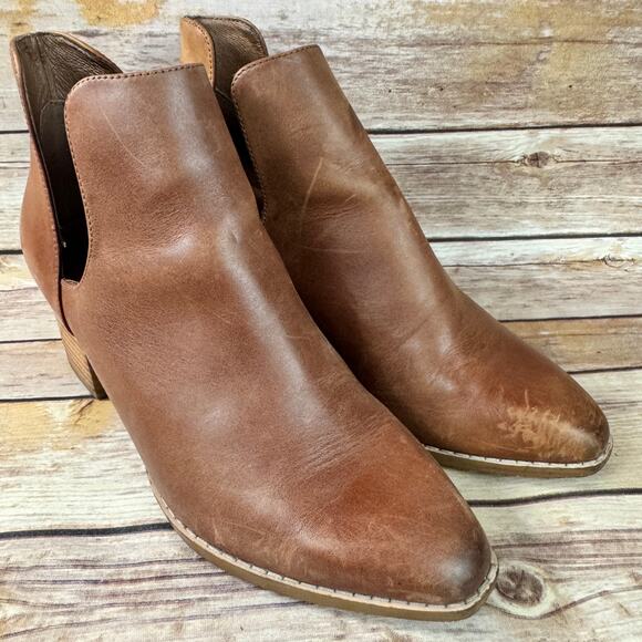 Deltan Womens Brown Distressed Leather Stacked Heel Western Ankle Boots Size 7M - Picture 1 of 12